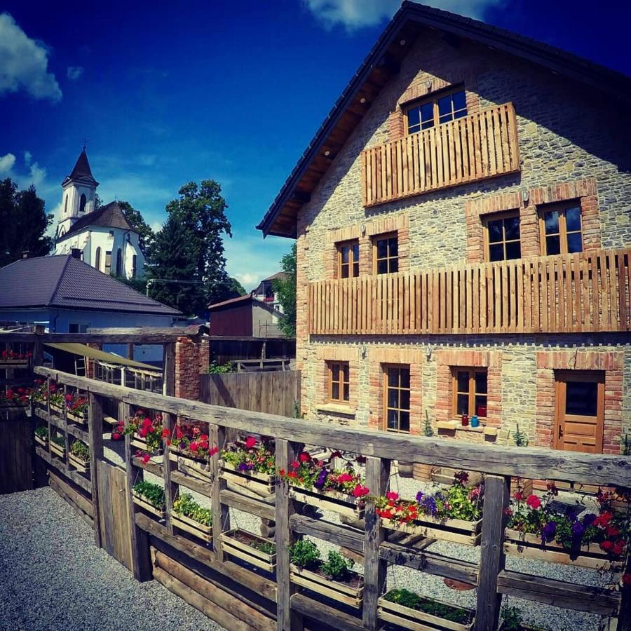 Liptov Lodge Liptovský Mikuláš Exteriör bild