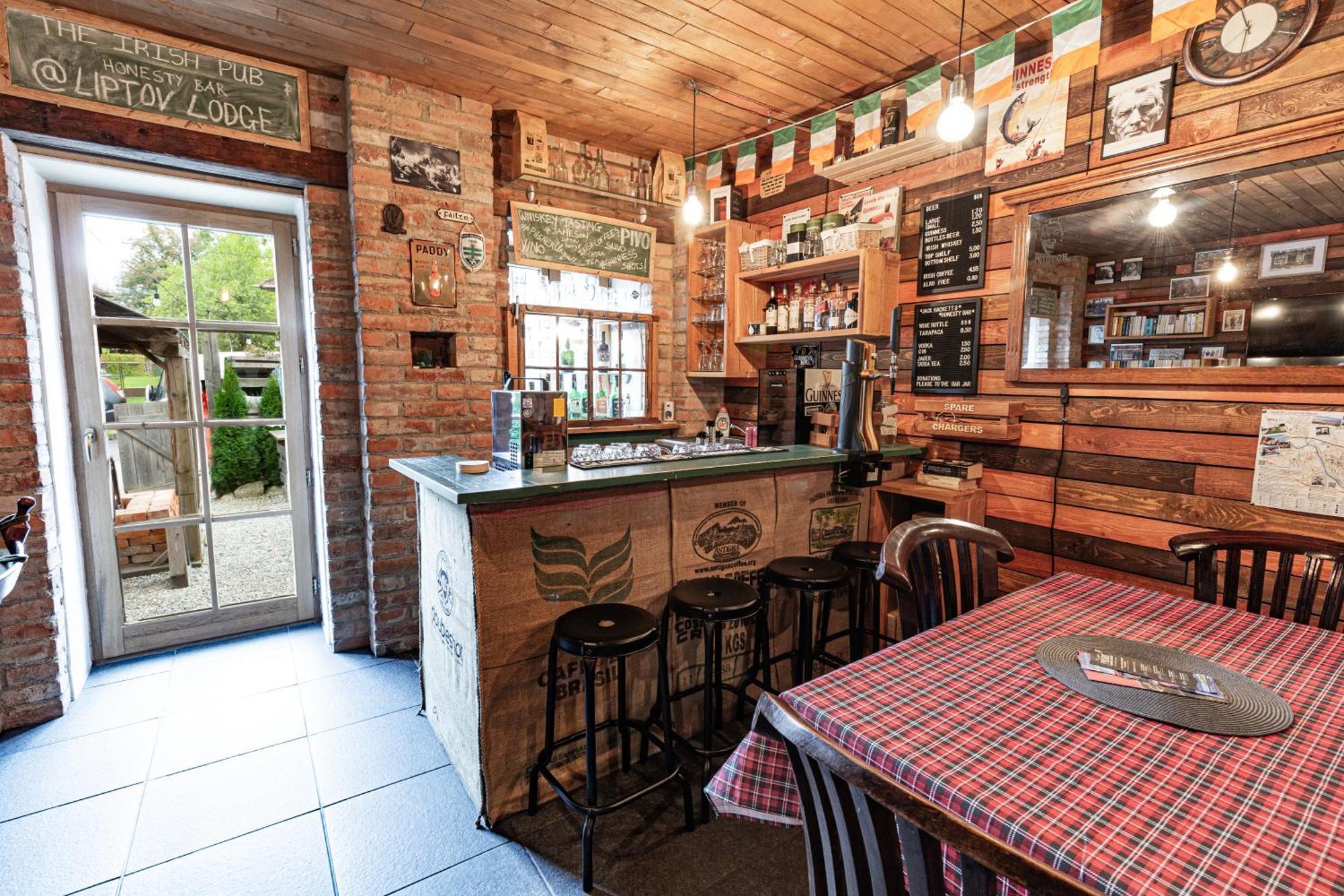 Liptov Lodge Liptovský Mikuláš Exteriör bild